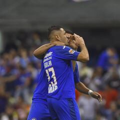 Cruz Azul golea al América en la jornada 13 del Apertura 2019