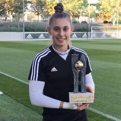 Valles, tras dejar el Tacon: "Me he sentido jugadora profesional"