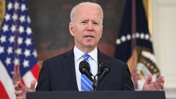 El presidente de los Estados Unidos, Joe Biden, habla sobre la economía durante la pandemia Covid-19 en el Comedor Estatal de la Casa Blanca en Washington, DC, el 19 de julio de 2021.