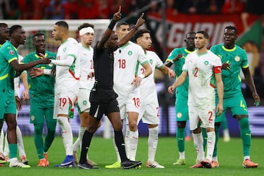 Escándalo mundial: le quitan la Copa de África a Senegal y se la dan a Marruecos