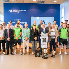 El Juventud Torremolinos sigue de fiesta tras ascender a Primera RFEF