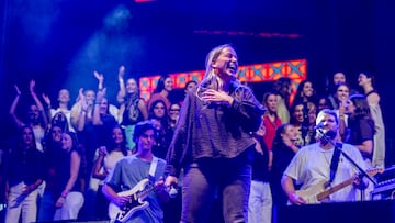 Hakuna Group en el Auditorio Miguel Ríos, a 6 de septiembre de 2025, en Rivas Vaciamadrid, Madrid (España). La banda musical católica Hakuna Group, formada por un grupo de jóvenes que se conocieron en la Jornada Mundial de la Juventud de Río de Janeiro, que tuvo lugar en 2013. En 2024 llenaron el Movistar Arena de Madrid, y este concierto se sitúa en el más grande de su historia.
Ricardo Rubio / Europa Press
06/09/2025