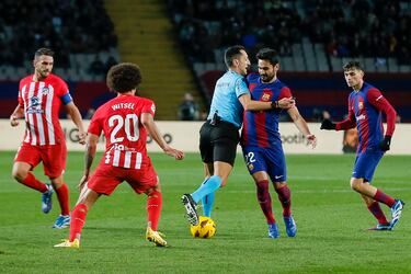Cabreo en Montjuïc después de que Sánchez Martínez cortase de manera fortuita una carrera de Gündogan.