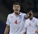 Gerrard y Warlker se suman a la lista de bajas ante Chile