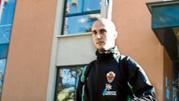 <b>MOTIVADO. </b>El ex futbolista del Real Betis ya demostró el año pasado sus ganas al filial.