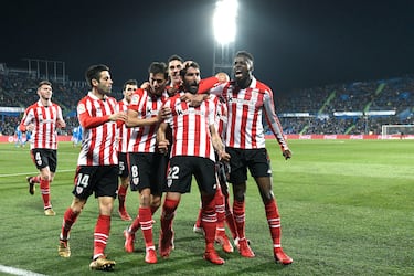 Tras renovar hasta 2021, sin cláusula, encaró el mejor año en cuanto a anotación: 15 tantos en todas las competiciones. Aunque el arranque de Liga fue prometedor, llegando a situarse como líderes de Primera División en la quinta jornada, el equipo fue poco a poco desinflándose y perdiendo muchos puntos como visitante, especialmente con una mala racha de resultados a mitad de campaña, en la que solo se logró una victoria entre diciembre y enero. La final de Copa, ante la Real Sociedad, maquilló la temporada, aunque se aplazó hasta 2021 por culpa del COVID.