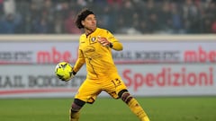 Guillermo Ochoa durante un partido con el Salernitana.