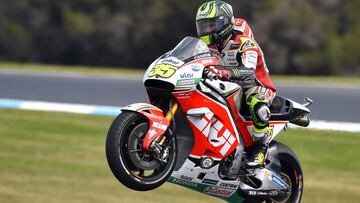 Crutchlow gana tras caída de Marc; podios de Rossi y 'Mack'
