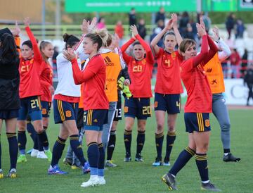 España ganó 2-1 a Brasil.