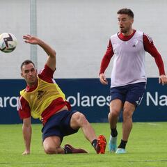 Kike Barja presenta un edema muscular