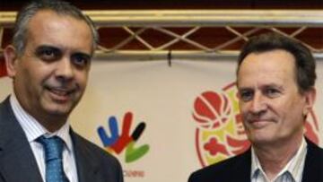 Sáez junto con Aíto