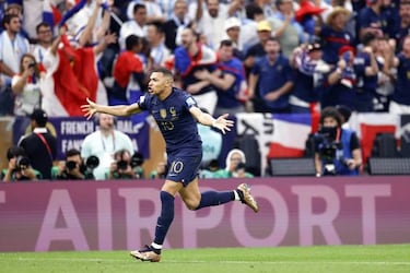 Messi vs Mbappé: Who has scored more goals in World Cup games?