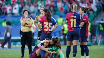 LISBOA (PORTUGAL), 24/05/2025.- Las jugadoras del Barcelona reaccionan tras perder ante el Arsenal tras la final de la Liga de Campeones Femenina UEFA, entre el Arsenal y el Barcelona, en el estadio José Alvalade de Lisboa (Portugal). EFE/ Toni Albir
