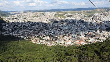 La ciudad turística construida dentro de un volcán extinto: clima agradable todo el año