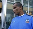 Rivaldo: "Es una pena que estén gastando tanto dinero"