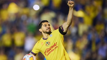 Henry Martin celebrates his goal 1-1 of America during the Semi-Final second leg match between America and Cruz Azul as part of the Liga BBVA MX, Torneo Clausura 2025 at Ciudad de los Deportes Stadium on May 18, 2025 in Mexico City, Mexico.