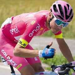 Ayuso, tras la estela de Pogacar