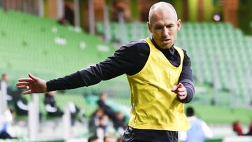 GRONINGEN - Arjen Robben of FC Groningen during the Dutch Eredivisie match between FC Groningen and FC Utrecht at the Hitachi Capital Mobility stadium on October 18, 2020 in Groningen, The Netherlands.ANP VINCENT JANNINK (Photo by ANP Sport via Getty Imag