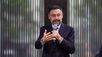 El presidente del F&uacute;tbol Club Barcelona, Josep Mar&iacute;a Bartomeu, durante su intervenci&oacute;n en la inauguraci&oacute;n institucional de Casa Seat en la que la empresa automovil&iacute;stica ha presentado sus &uacute;ltimas nove
 PAU VENTEO 