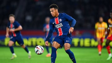Paris (France), 02/11/2024.- Desire Doue of PSG controls the ball during the French Ligue 1 soccer match between Paris Saint Germain and RC Lens in Paris, France, 02 November 2024. (Francia) EFE/EPA/Franco Arland
