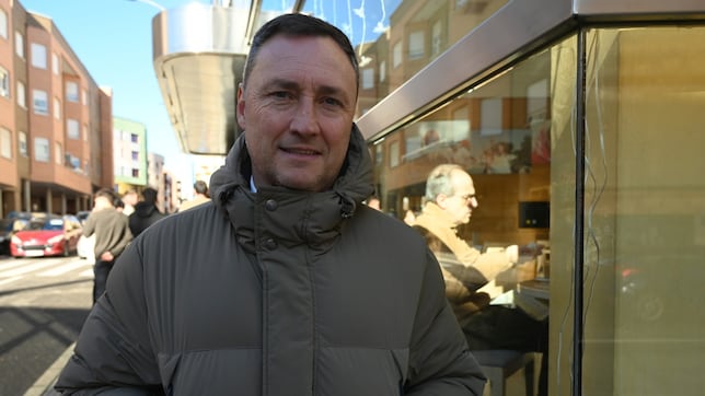 Raúl Llona seguirá al frente de la Cultural en Segunda