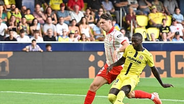 Momento del partido de LaLiga EA Sports entre el Villarreal y el Girona.