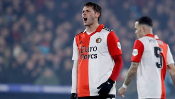 ROTTERDAM, NETHERLANDS - MARCH 4: Santiago Gimenez of Feyenoord  during the Dutch Eredivisie  match between Feyenoord v FC Groningen at the Stadium Feijenoord on March 4, 2023 in Rotterdam Netherlands (Photo by Pim Waslander/Soccrates/Getty Images)