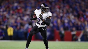 The Green Bay Packers and the Baltimore Ravens meet for a Saturday night matchup with playoff implications on the line from M&T Bank Stadium.