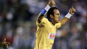 Cuauht&eacute;moc Blanco celebra su &uacute;ltimo gol con la playera del Am&eacute;rica, el que le anot&oacute; a Pachuca en la Vuelta de la Final del Clausura 2007.