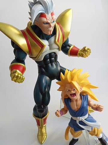 Goku SS3 y Super Baby 2 de Dragon Ball GT por Banpresto