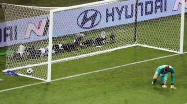 2-1. David de Gea en el segundo gol de Cristiano Ronaldo.
