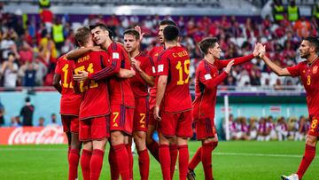 Alvaro MORATA of Spain celebrates his goal with team mates during the FIFA World Cup Qatar 2022, Group E match between Spain and Costa Rica on November 23, 2022 at Al Thumama Stadium in Doha, Qatar. (Photo by Baptiste Fernandez/Icon Sport via Getty Images)