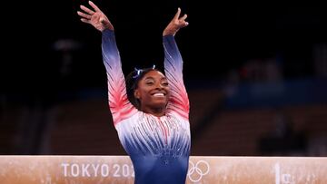 Simones Biles derrota a la ansiedad para ser bronce