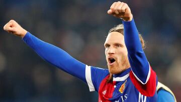 Soccer Football - Champions League - Basel vs Manchester United - St. Jakob-Park, Basel, Switzerland - November 22, 2017   Basel&rsquo;s Michael Lang celebrates after the match                REUTERS/Arnd Wiegmann