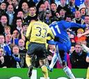 Drogba da ventaja al Chelsea
