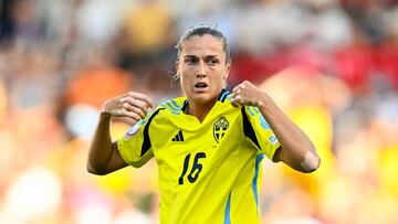 Sweden's midfielder #16 Filippa Angeldahl looks on during the UEFA Women's Euro 2025 Group C football match between Denmark and Sweden at the Stade de Geneve in Geneva, on July 4, 2025. (Photo by Fabrice COFFRINI / AFP)
