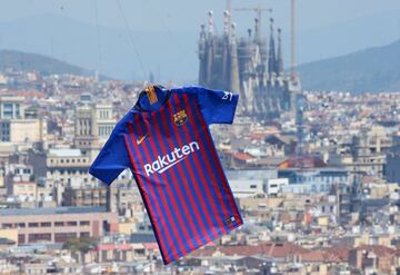 El Barça presenta la equipación para la temporada 2018/19