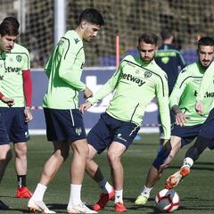 Vezo y Cabaco, bajas obligadas