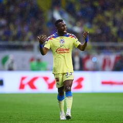 Qué jugadores podrían abandonar al América además de Julián Quiñones
