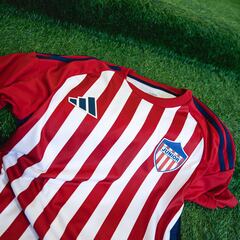 Junior de Barranquilla estrena su camiseta 2024