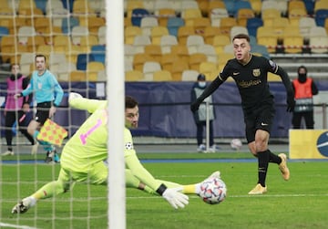 0-1. Sergiño Dest marcó el primer gol.