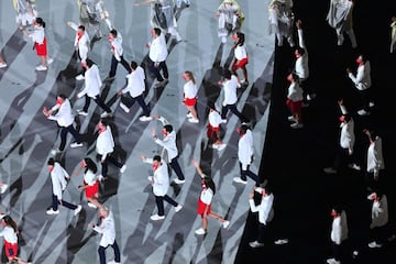 La delegación de España llegando a la ceremonia de inauguración