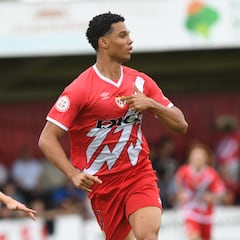 Un doblete de Etienne Etoo deja al Rayo B a un paso del ascenso