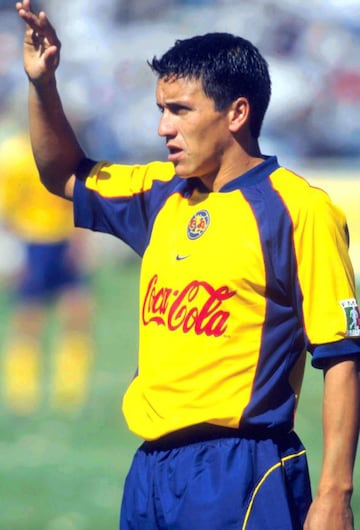 Le dió a las Águilas el título en el Verano 2002 ante Necaxa.