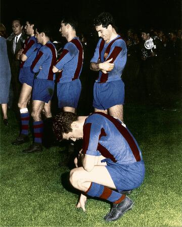 En 1961 el Barcelona cae derrotado frente al Benfica, en la que sería la primera final para el equipo azulgrana.


