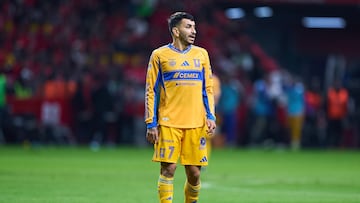 Angel Correa of Tigres during the final second leg match between Tigres UANL and Toluca, as part of the Liga BBVA MX, Torneo Apertura 2025 at Nemesio Diez Stadium, on December 14, 2025 in Toluca, Estado de Mexico, Mexico.