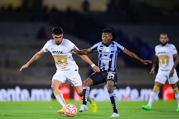 (L-R), Gustavo del Prete of Pumas and Clifford Aboagye of Queretaro during the game Pumas UNAM vs Queretaro, corresponding Round 13 the Torneo Apertura 2022 of the Liga BBVA MX at Olimpico Universitario Stadium, on September 07, 2022.

<br><br>

(I-D), Gustavo del Prete de Pumas y Clifford Aboagye de Queretaro durante el partido Pumas UNAM vs Queretaro, correspondiente a la Jornada 13 del Torneo Apertura 2022 de la Liga BBVA MX en el Estadio Olimpico Universitario, el 07 de Septiembre de 2022.