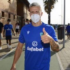 El Cádiz, contra el COVID-19: plantilla vacunada