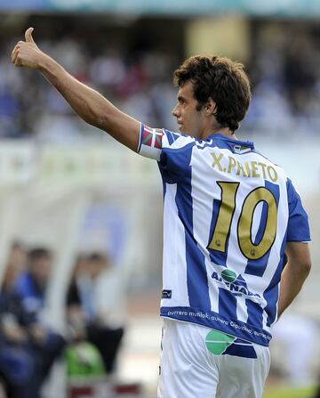 El ¡®10¡¯ es un n¨²mero con mucho significado en la Real desde que Zamora lo encumbrara con su gol en Gij¨®n. Despu¨¦s, Xabi Prieto lo dignific¨® con su carrera entera en la Real en uno de los momentos m¨¢s complicados de su historia, siendo el capit¨¢n de la ¨²ltima Real que se clasific¨® para la Champions. Es un ejemplo a seguir para todos los canteranos de Zubieta.