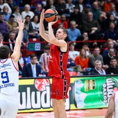 El Milán, imparable al ritmo de Causeur